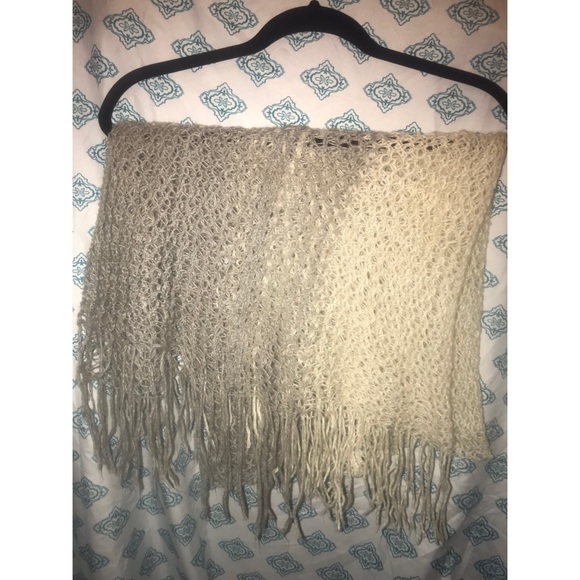 Infinity scarf! - Picture 3 of 3